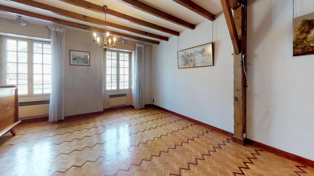 Immeuble-Unfurnished