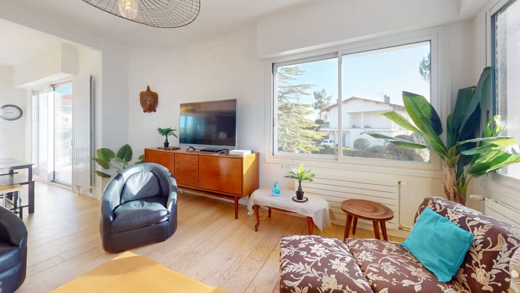 Visite virtuelle Matterport d’une maison à Arès