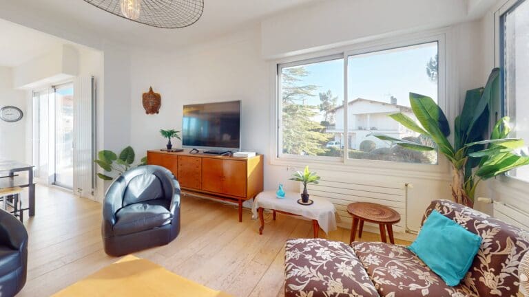 Visite virtuelle Matterport d’une maison à Arès