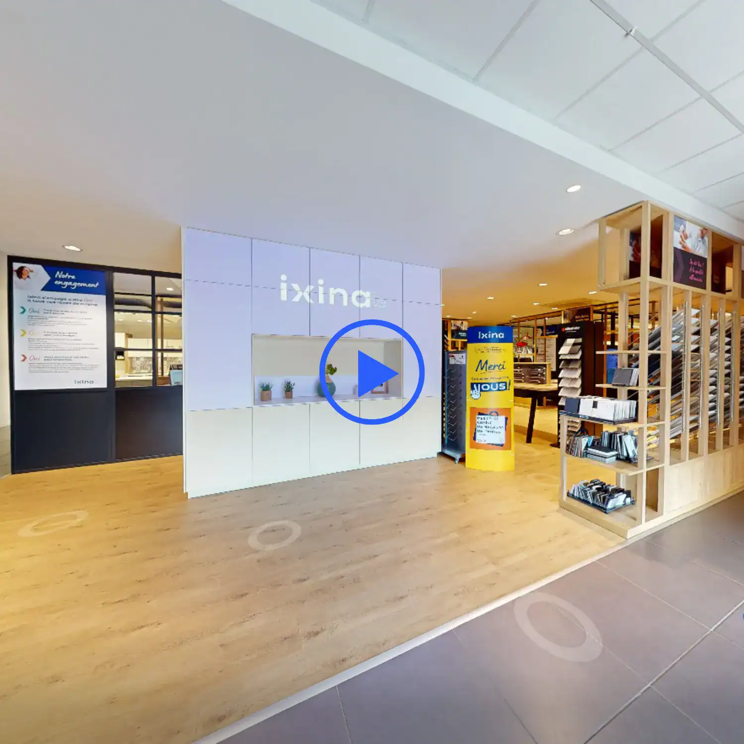 Espace d'accueil du magasin IXINA Mérignac en visite virtuelle immersive