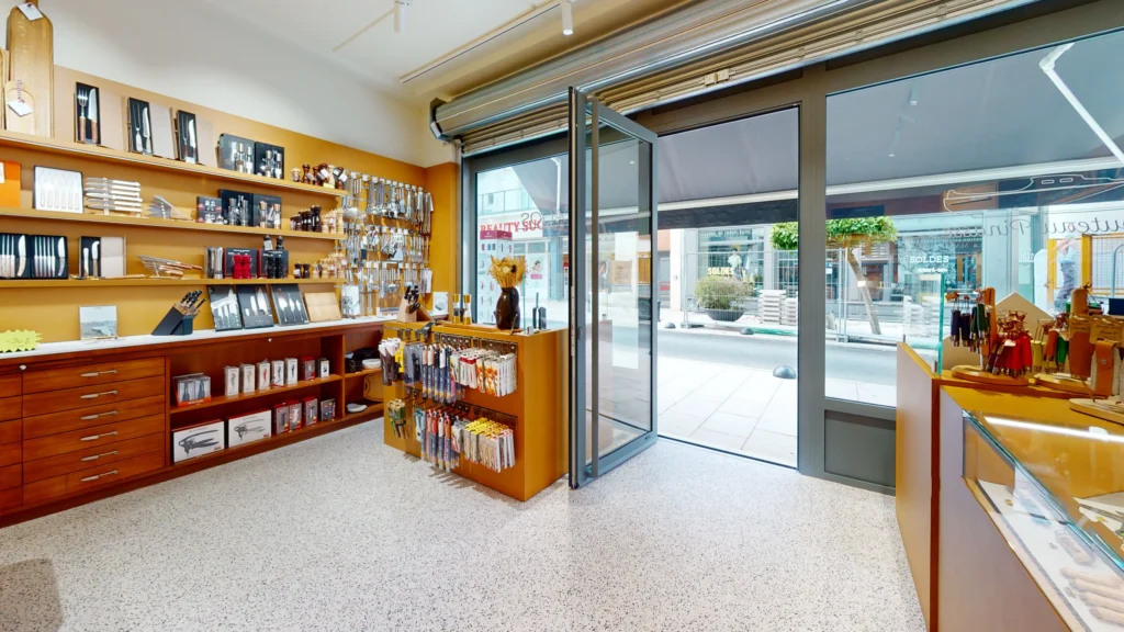 intérieur d'un magasin accessible en ligne via visite virtuelle google