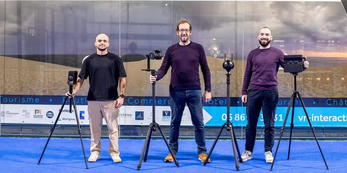 photo papier pied vr interactive number 2 &ndash; Presses & Média